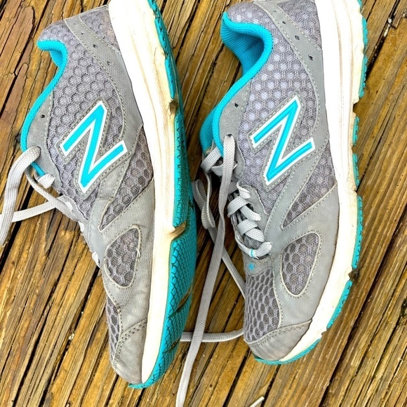 New Balance 630 Shoes - Picture 4 of 7